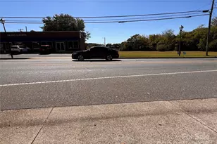 401 1st St W, Conover, NC 28613 - Photo 1