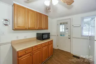 418 S Spargo St, Dallas, NC 28034 - Photo 11