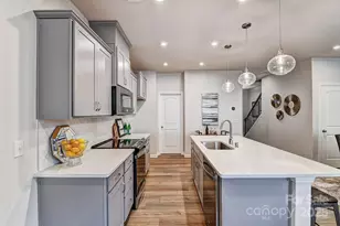 6140 Vasey St, Charlotte, NC 28269 - Photo 5