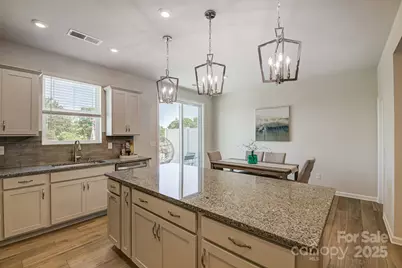 6136 Vasey Street, Charlotte, NC 28269 - Photo 11