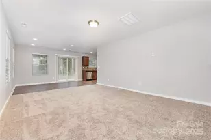 2617 Riley Woods Ln, Charlotte, NC 28269 - Photo 5