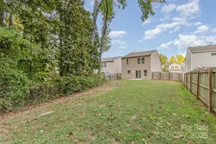 2617 Riley Woods Ln, Charlotte, NC 28269 - Photo 17