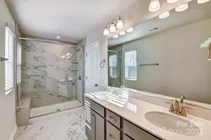 6128 Vasey St, Charlotte, NC 28269 - Photo 15