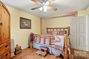 554 Loray Farm Rd, Dallas, NC 28034 - Photo 15