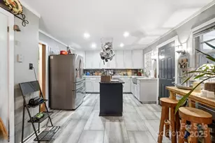 554 Loray Farm Rd, Dallas, NC 28034 - Photo 7