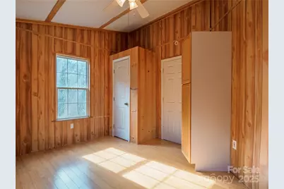 488 Oleta Road, Hendersonville, NC 28792 - Photo 9