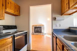 488 Oleta Rd, Hendersonville, NC 28792 - Photo 7