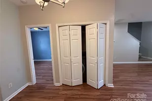 8134 Kings Creek Dr, Charlotte, NC 28273 - Photo 7