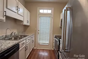 8134 Kings Creek Dr, Charlotte, NC 28273 - Photo 3