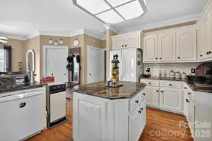 1004 Brockman Rd, Greer, SC 29651 - Photo 7