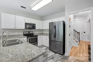 139 Creekside Dr, Fort Mill, SC 29715 - Photo 17