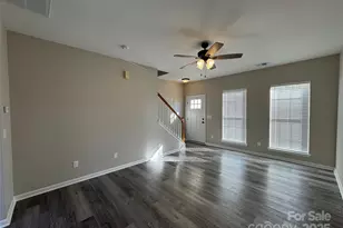 1140 Hannah Rae Ct, Charlotte, NC 28214 - Photo 3