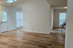 396 Glensprings Dr, Fletcher, NC 28732 - Photo 5