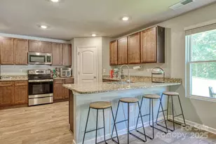 1281 Twin Bridge Rd, Gaffney, SC 29341 - Photo 11