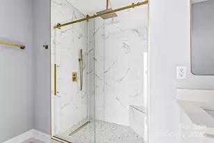 1011 N 14th St, Bessemer City, NC 28016 - Photo 25