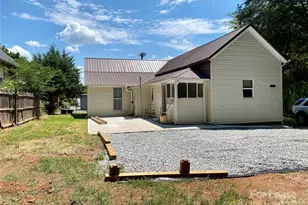 630 Armfield St, Statesville, NC 28677 - Photo 17