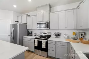 7308 Encino Pl, Charlotte, NC 28269 - Photo 21