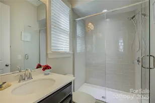 16300 Doves Canyon Ln, Charlotte, NC 28278 - Photo 21