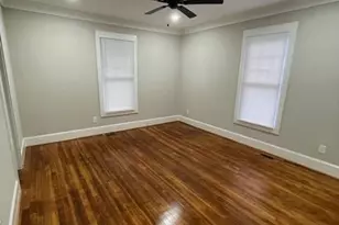 210 W 8th Ave, Gastonia, NC 28052 - Photo 17