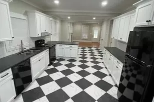 210 W 8th Ave, Gastonia, NC 28052 - Photo 9