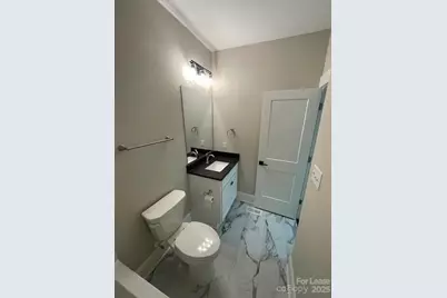 210 W 8th Avenue, Gastonia, NC 28052 - Photo 11