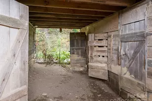 71 Happy Valley Dr, Mills River, NC 28759 - Photo 27