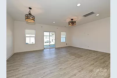 11026 Pagebrook Lane, Charlotte, NC 28214 - Photo 9