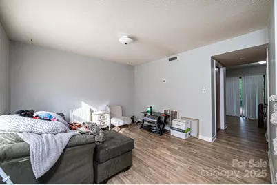 1051 3rd Street SE, Hickory, NC 28602 - Photo 31