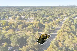 2836 Huntingtowne Farms Ln, Charlotte, NC 28210 - Photo 3