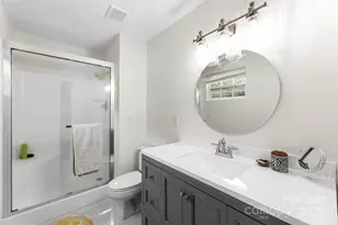 2836 Huntingtowne Farms Ln, Charlotte, NC 28210 - Photo 13