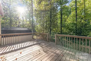 2319 Oak Leigh Dr, Charlotte, NC 28262 - Photo 25