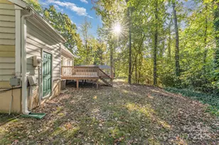 2319 Oak Leigh Dr, Charlotte, NC 28262 - Photo 27