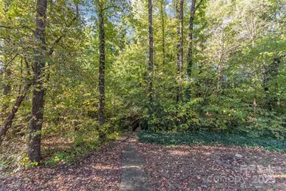 2319 Oak Leigh Drive, Charlotte, NC 28262 - Photo 31