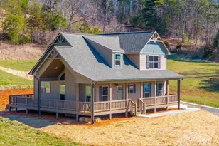 50 Fairview St, Franklin, NC 28734 - Photo 1