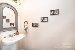 1522 Cannan Mountain Dr, Newton, NC 28658 - Photo 5