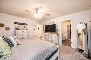 1522 Cannan Mountain Dr, Newton, NC 28658 - Photo 23