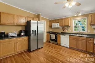 35 Evelyn Acres Dr, Asheville, NC 28806 - Photo 5