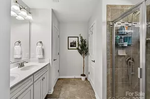 5111 Mt Clare Ln, Charlotte, NC 28210 - Photo 23