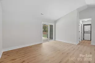 6732 Park Hickory Dr, Charlotte, NC 28227 - Photo 9