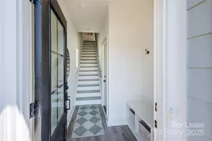 4244 Mora Mdw Ln, Charlotte, NC 28212 - Photo 3