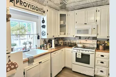 289 Carson Street, Tryon, NC 28782 - Photo 3