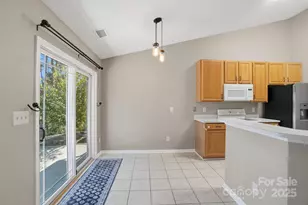 3324 Covelo Ct, Charlotte, NC 28262 - Photo 9