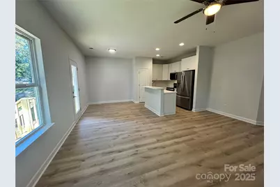 1215 1/2 Mountain Avenue, Gastonia, NC 28052 - Photo 9