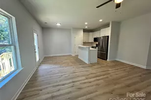 1215 1/2 Mountain Ave, Gastonia, NC 28052 - Photo 9