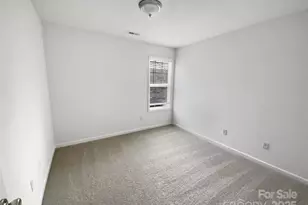 2643 Meadow Knoll Dr, Charlotte, NC 28269 - Photo 13