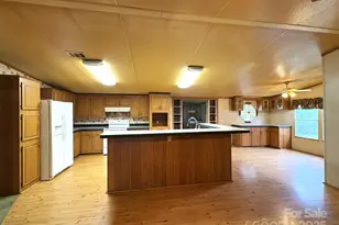 235 Myers Ln, Pageland, SC 29728 - Photo 7