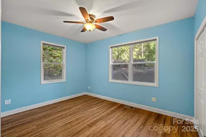 4822 Baywood Court, Charlotte, NC 28215 - Photo 13