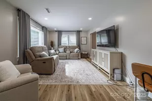 2625 20th Ln NE, Hickory, NC 28601 - Photo 17