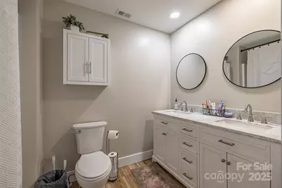 2625 20th Street Lane NE, Hickory, NC 28601 - Photo 27