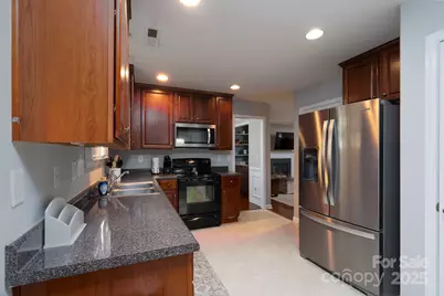 7644 W Berkeley Road, Denver, NC 28037 - Photo 3